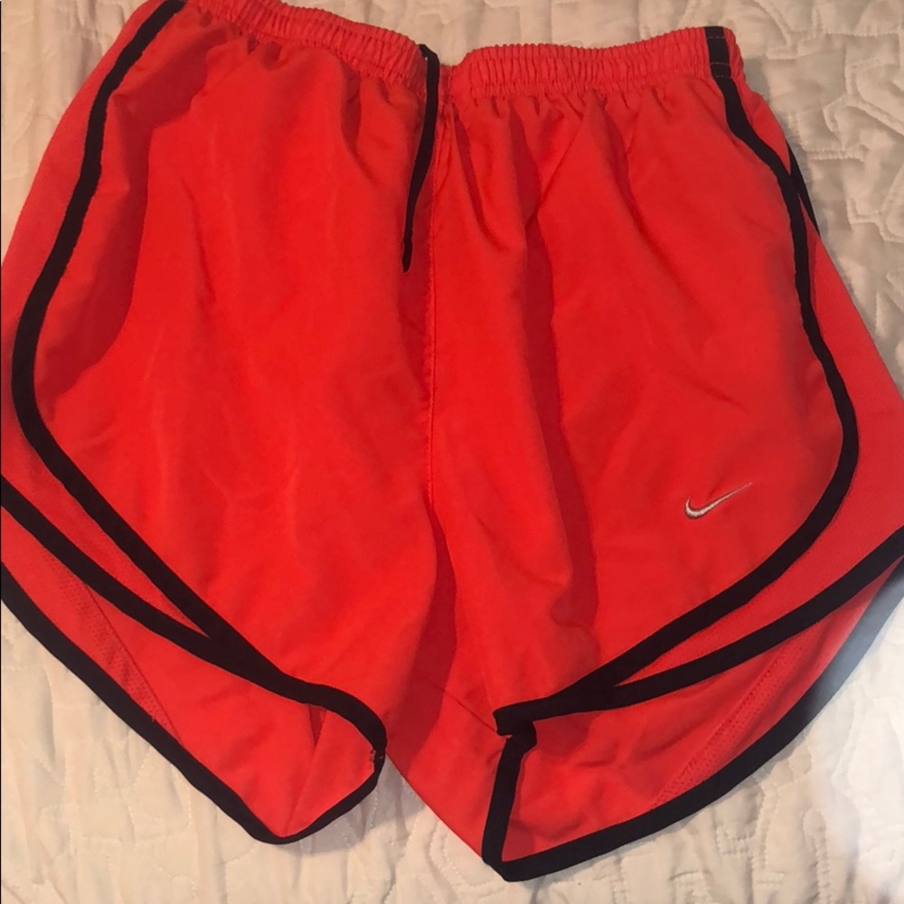 EUC Nike tempo shorts running red navy size small